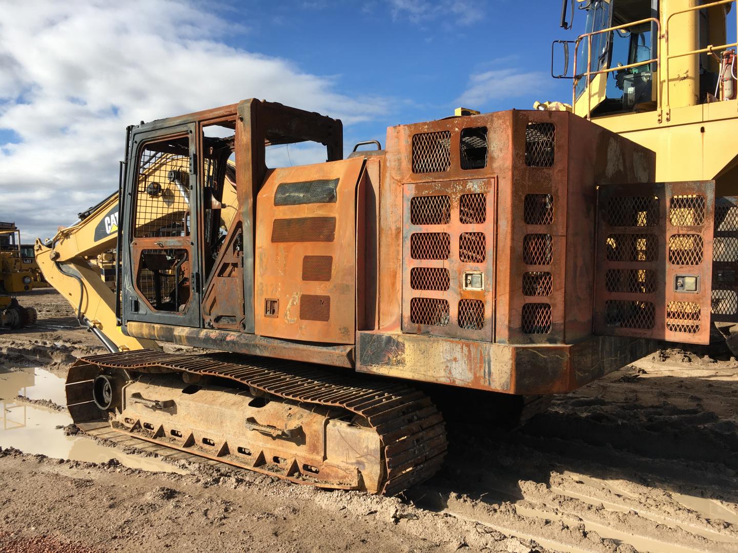 ./imagenes/INVOICE/2019/16204/EXCAVADORA CAT_312E (15).JPG